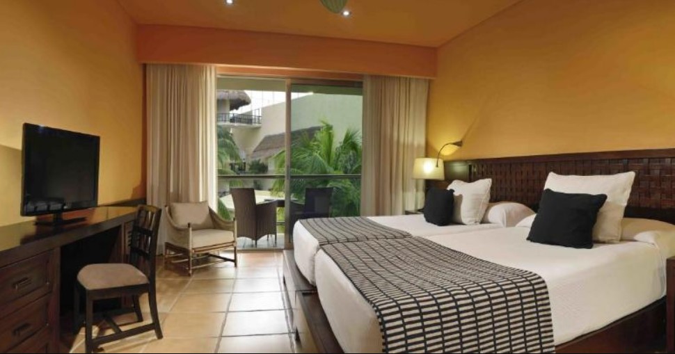 Privileged Superior/ Ocean View, Catalonia Riviera Maya 4*