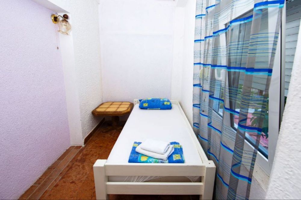 Studio 02+1, Violet Economy Guest House 2*