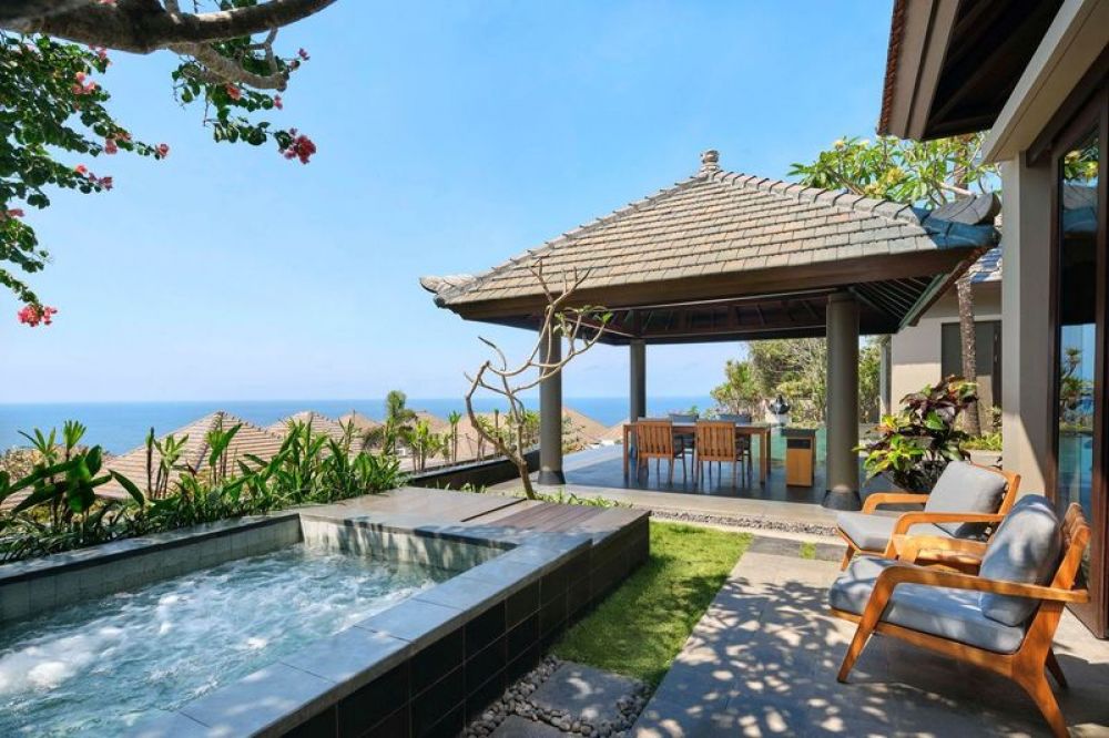 Two Bedroom Panoramic Ocean Pool Villa, Umana Bali, LXR Hotels & Resorts 5*
