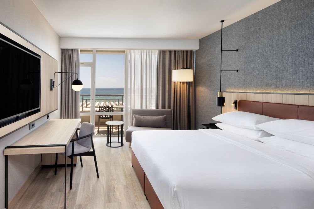 Junior Suite City and Sea view, Im Dreamer (ex. Four Points by Sheraton) 4*