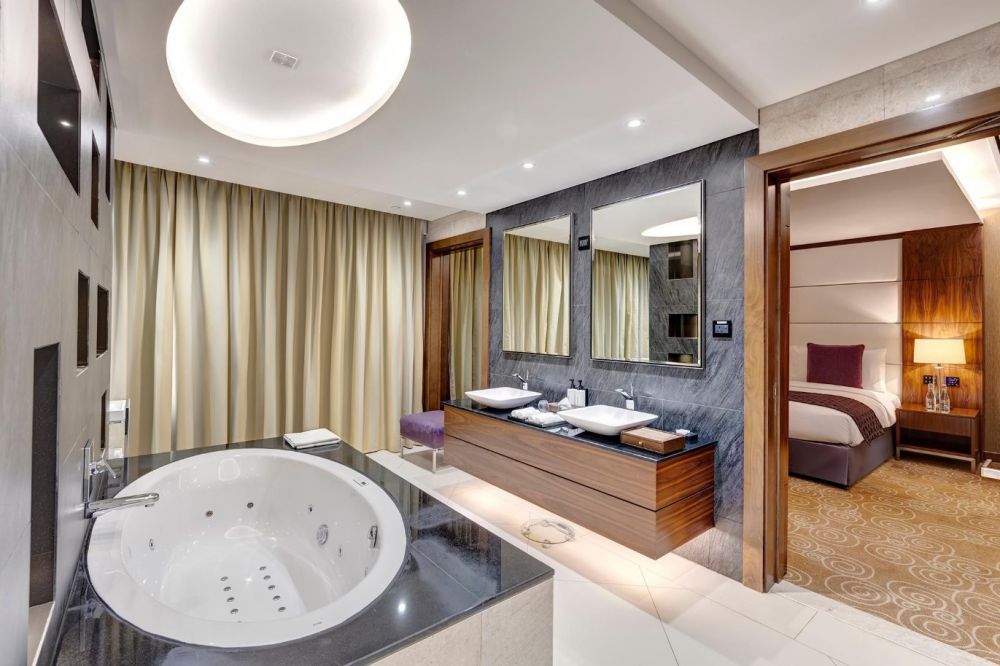 Diplomatic Suite, Crowne Plaza Muscat Ocec 5*