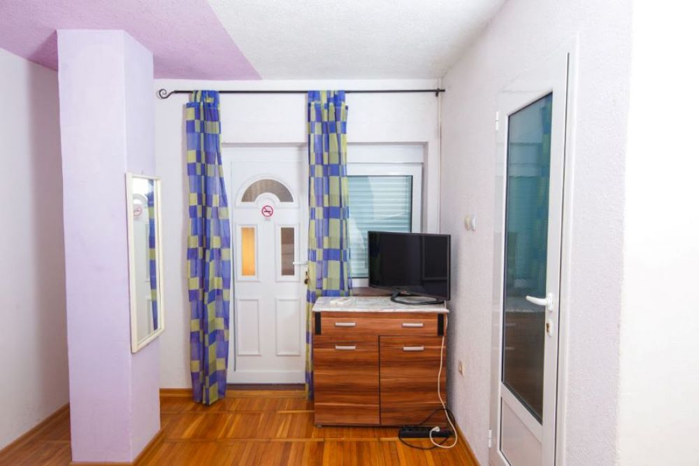 Studio 02+1, Violet Economy Guest House 2*