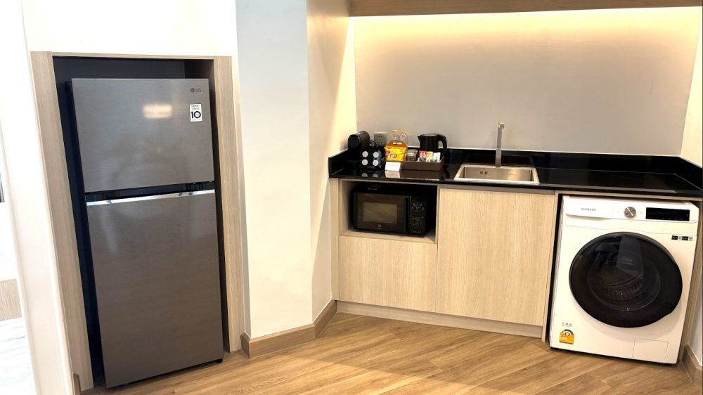 Junior suite terrace (king bed), Centre Point Hotel Pratunam 4*