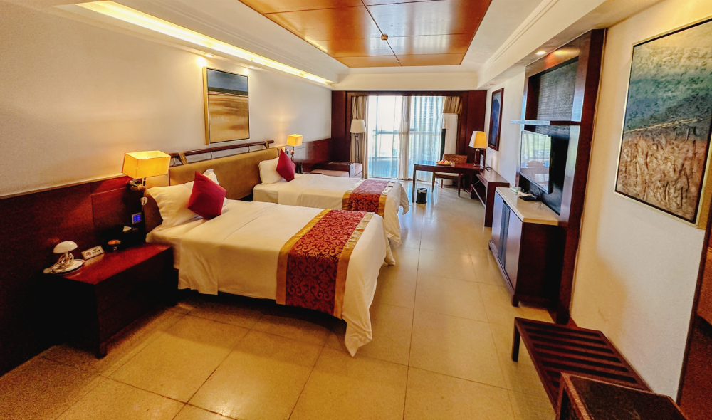 180° Ocean view Twin Room, Sanya Marina Sea View Hotel (ex.Marina Spa Hotel Sanya) 4*