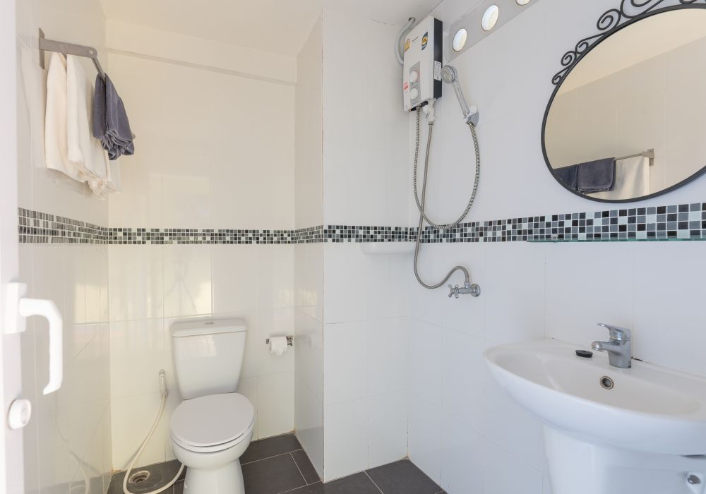Standard Room, Lantana Hotel & Resort 4*