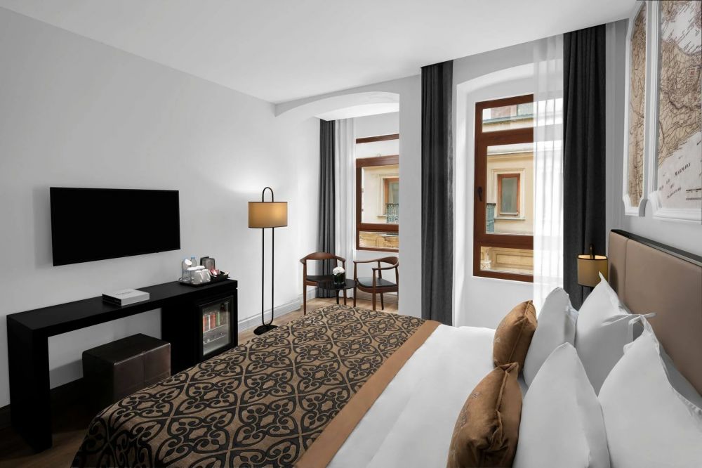 DELUXE SUITE NO VIEW, Akka Suites 3*
