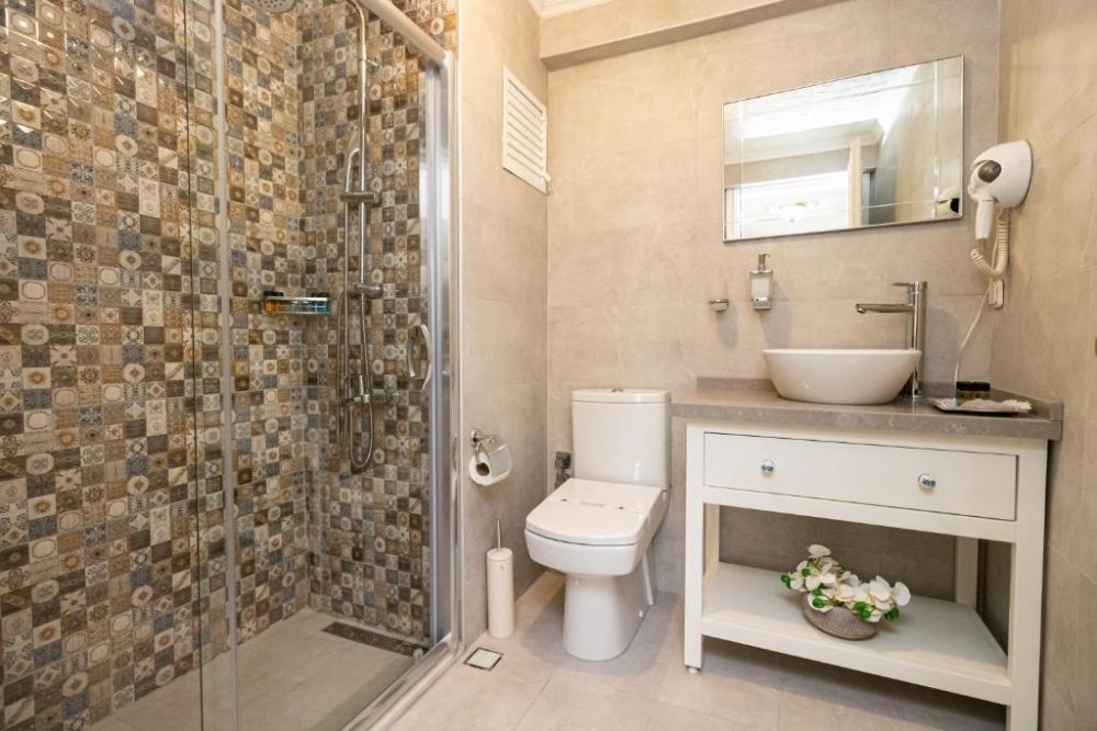 Standard, 1207 Hotel (Ex. Alzer Hotel) 4*