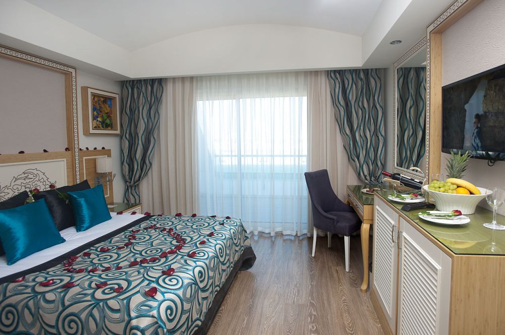Honeymoon Room, Crystal Waterworld Aqua Collection ( ex.Crystal Waterworld Resort & Spa) 5*