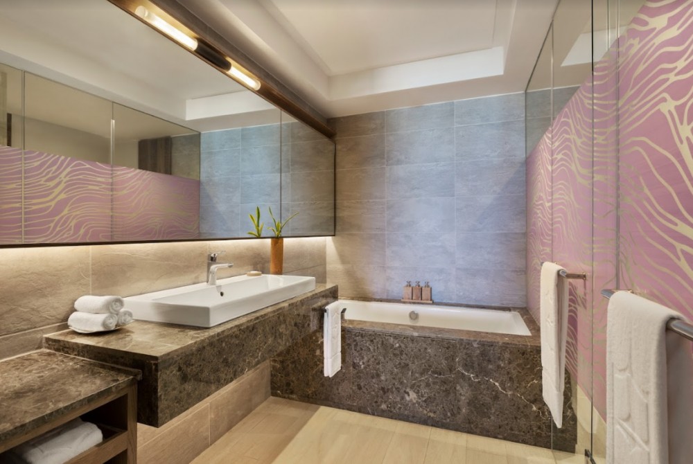 Hibiscus Ocean View/ Beachfront Room, Shangri-La's Le Touessrok Resort & Spa 5*