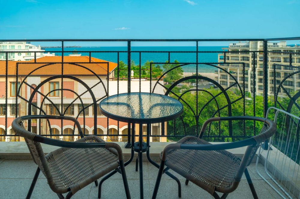 Deluxe Room Side Sea View, Festa Via Pontica 4*