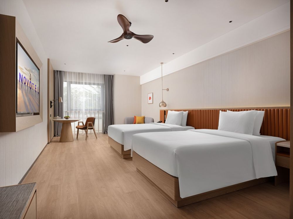Standard King Room, Novotel Sanya Bay Yatai 5*