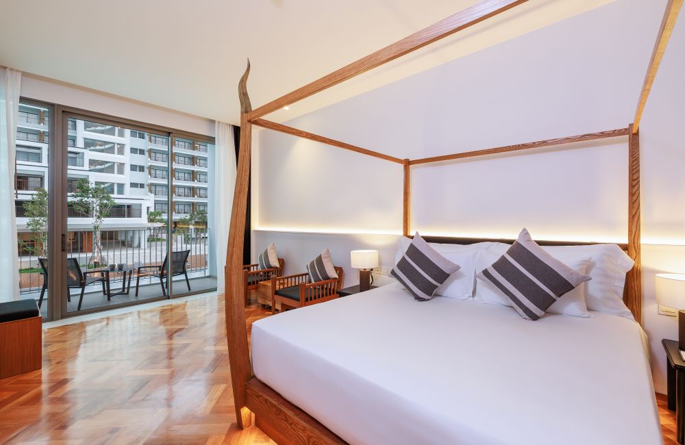 Deluxe Room PV/SV, Patong Beach Hotel 4*
