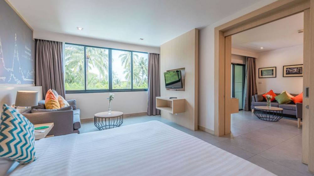 One-Bedroom Suite (Saeng Chan), Paradox Resort Phuket 5*