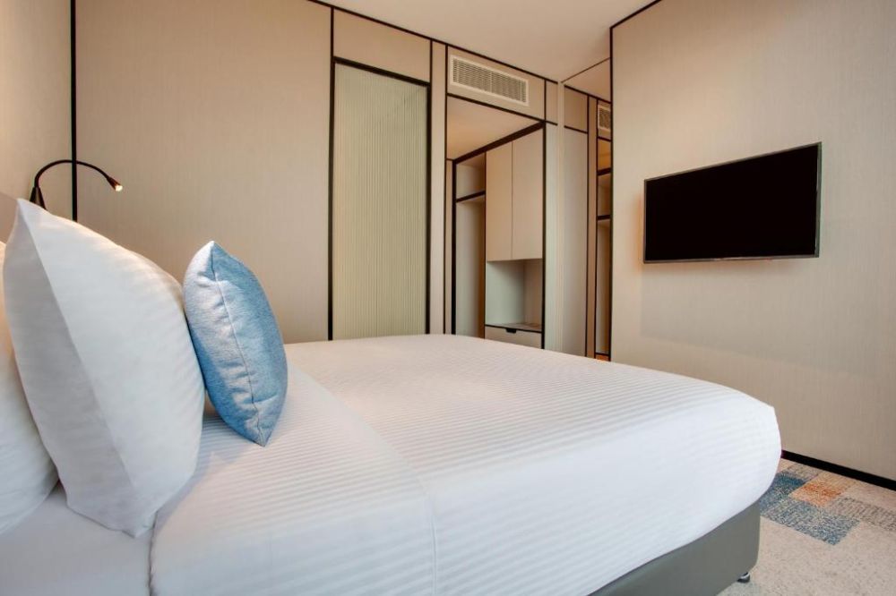 Junior Suite, The District Hotel (ex. Lemon Tree Hotel Dubai) 4*