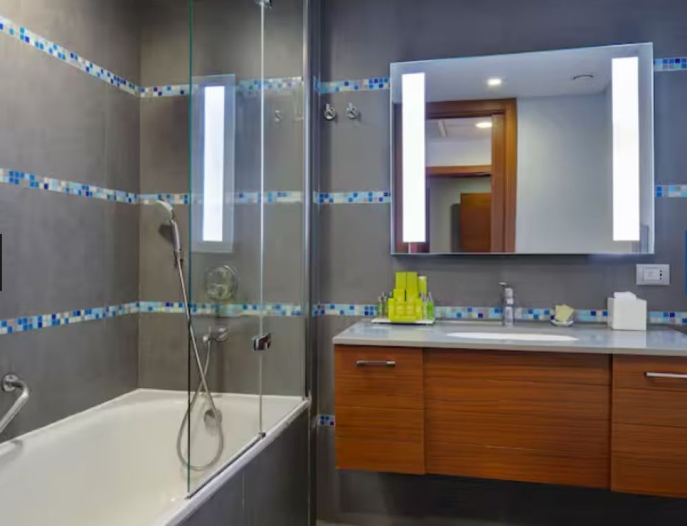 Hilton City & Sea View French & Twin Bed, Double Tree Hilton Kusadasi 