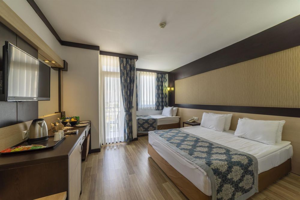 Standard Room, Amon Hotels 4*
