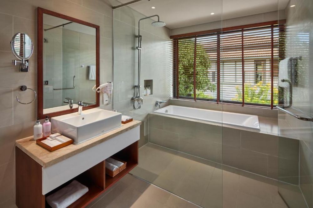 Villa 5 bedrooms, Best Western Premier Sonasea Villas Phu Quoc 5*