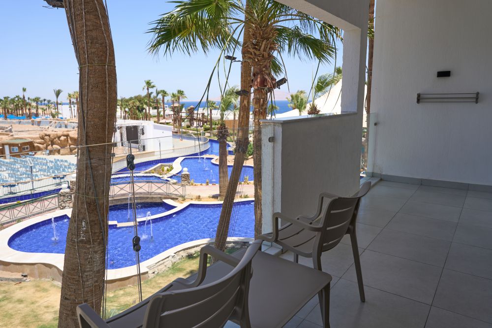 Deluxe Room PV/SV, Albatros Aqua Park Sharm 5*