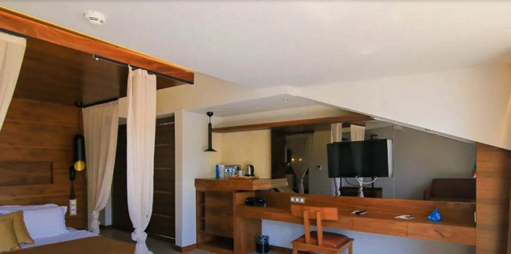 Superior Room With Jacuzzi, Orka Lotus Beach 5*