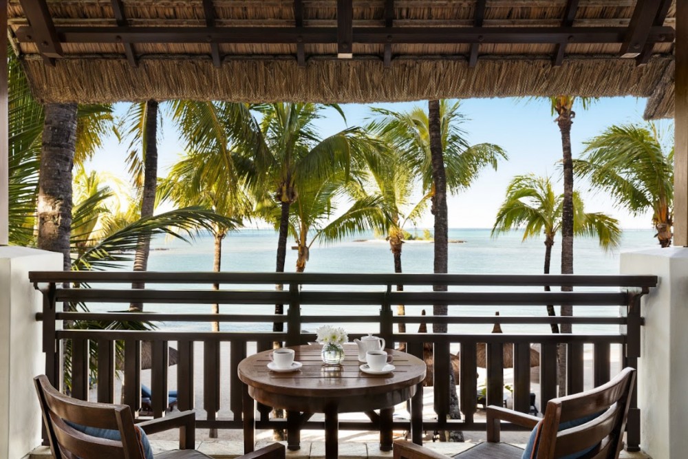 Hibiscus Ocean View/ Beachfront Room, Shangri-La's Le Touessrok Resort & Spa 5*