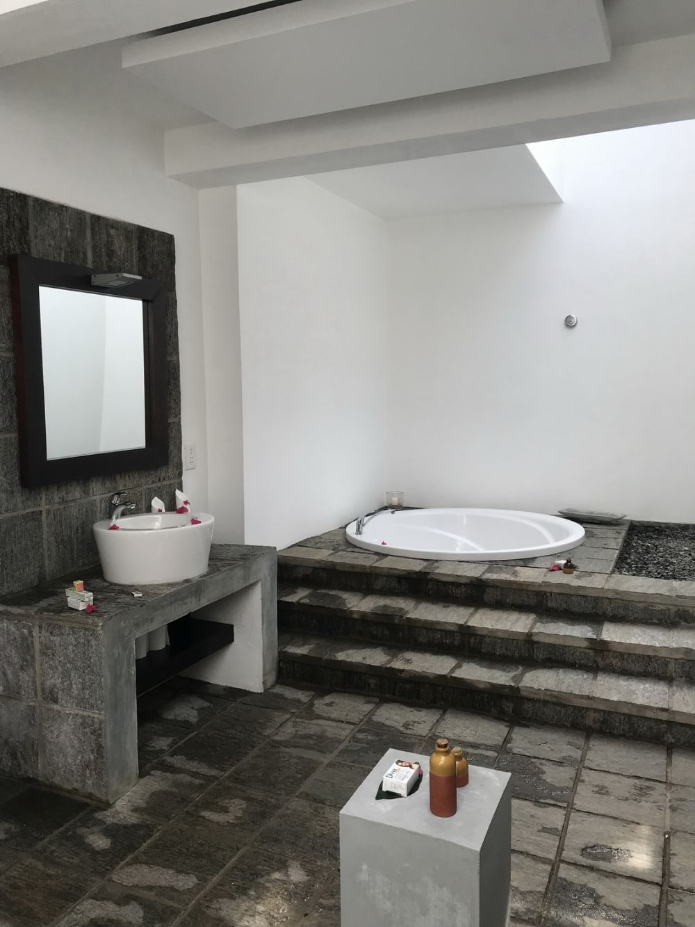 Standard/Deluxe, Buckingham Place (5+ only) 4*