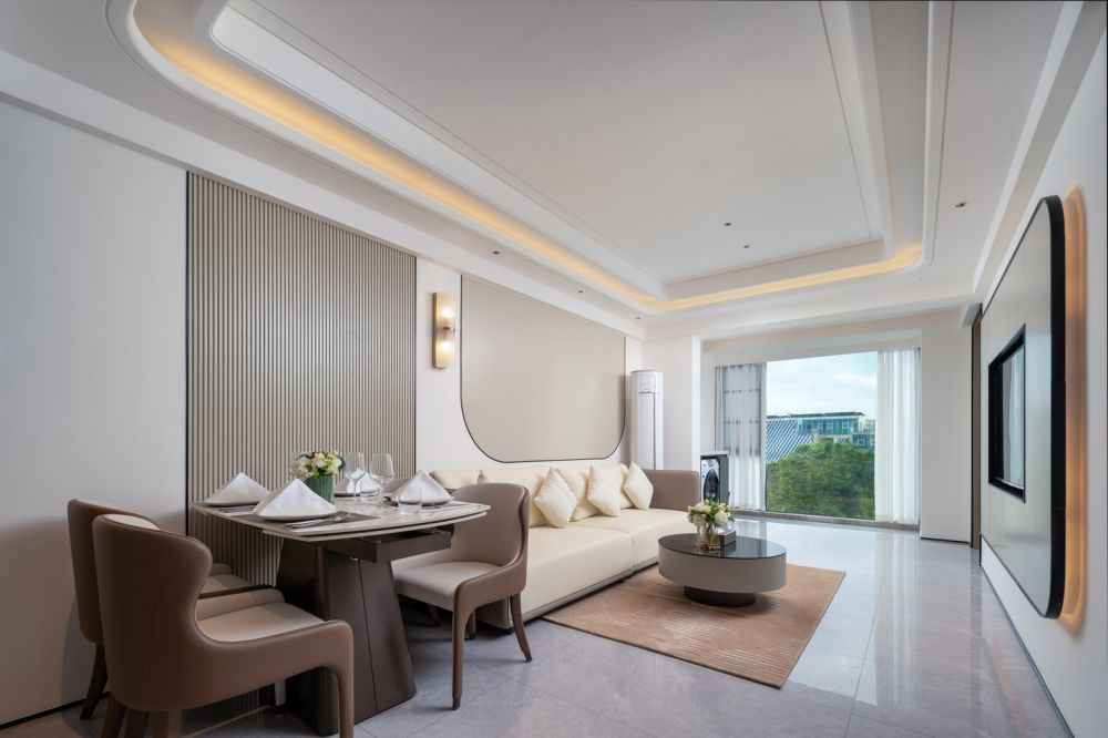 Mountain View Two-bedroom Suite, Sanya Yalong Bay No.99 Suite Resort Hotel 4*