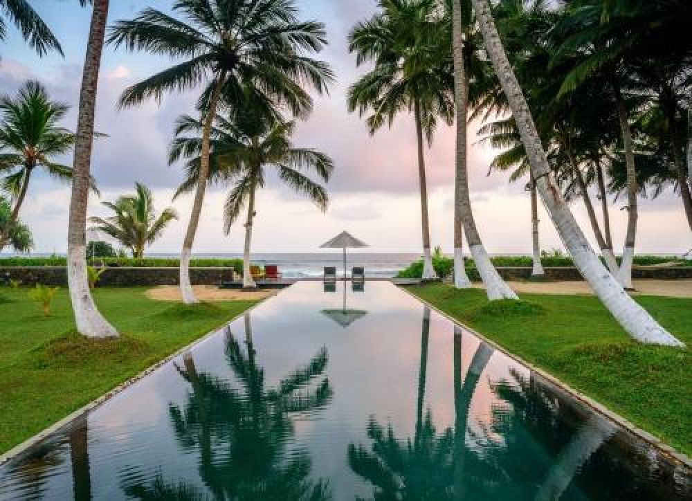 Villa, Apa Villa 4*