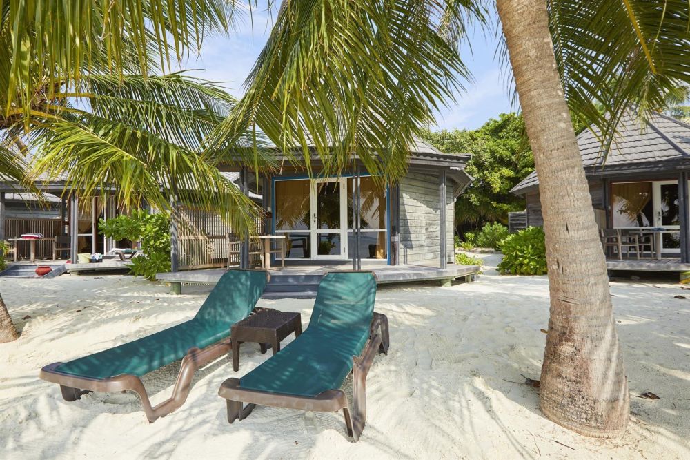 Sangu Jacuzzi Beach Villa (Age 15+), Kuredu Island Resort 4*