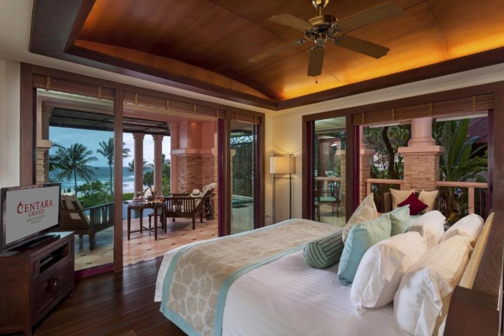 Premier Suite Private Pool Incl. Club Benefits, Centara Grand Beach Resort Phuket 5*