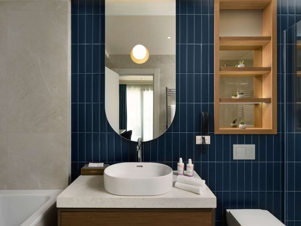 Deluxe Apartment Sea View with 2 Bedrooms, Mövenpick Hotel & Residences Teuta Kotor Bay 5*