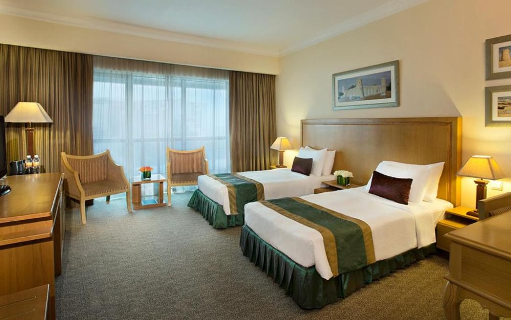 Deluxe Room, DoubleTree by Hilton Dubai Port Saeed (ex. City Seasons Dubai Hotel) 4*
