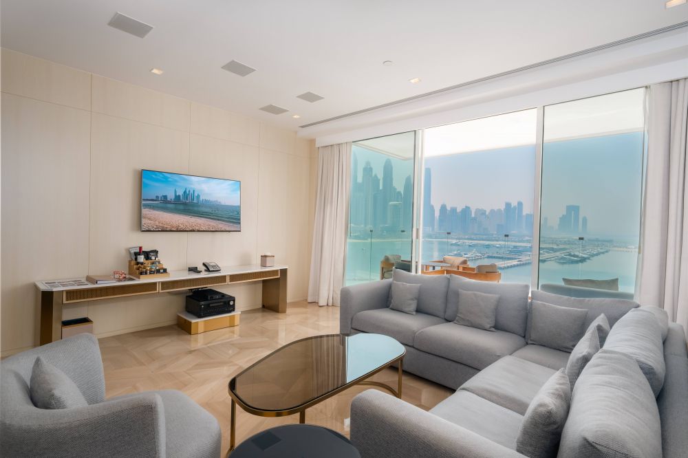 3 BED | Beach Villa w/Pool, Five Palm Jumeirah Dubai 5*