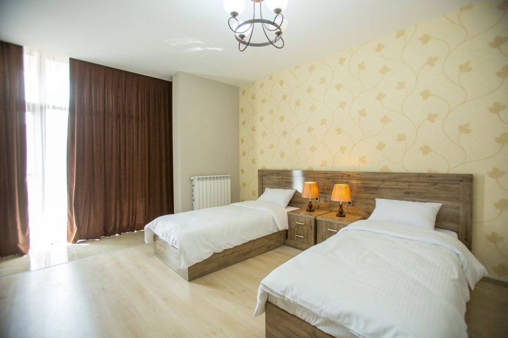 Luxe, Ire Palace 4*