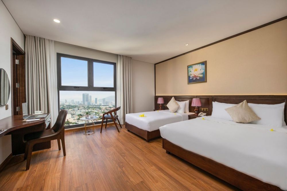 Two Bedroom Suite City View, Golden Lotus Hotel Da Nang 4*
