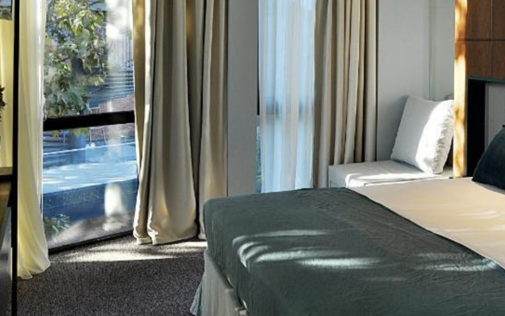 Deluxe, River View Hotel Tbilisi (ex. Just Inn Tbilisi) 4*