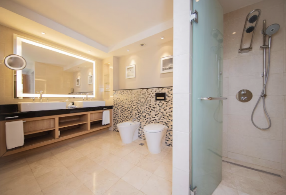 Executive Room, Radisson Blue Hotel Doha 5*