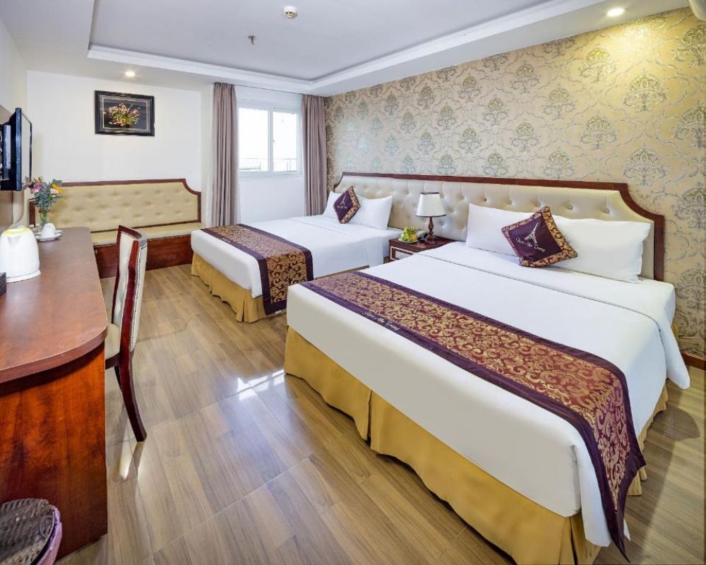 Family Partial Sea View, Paris Nha Trang 3*