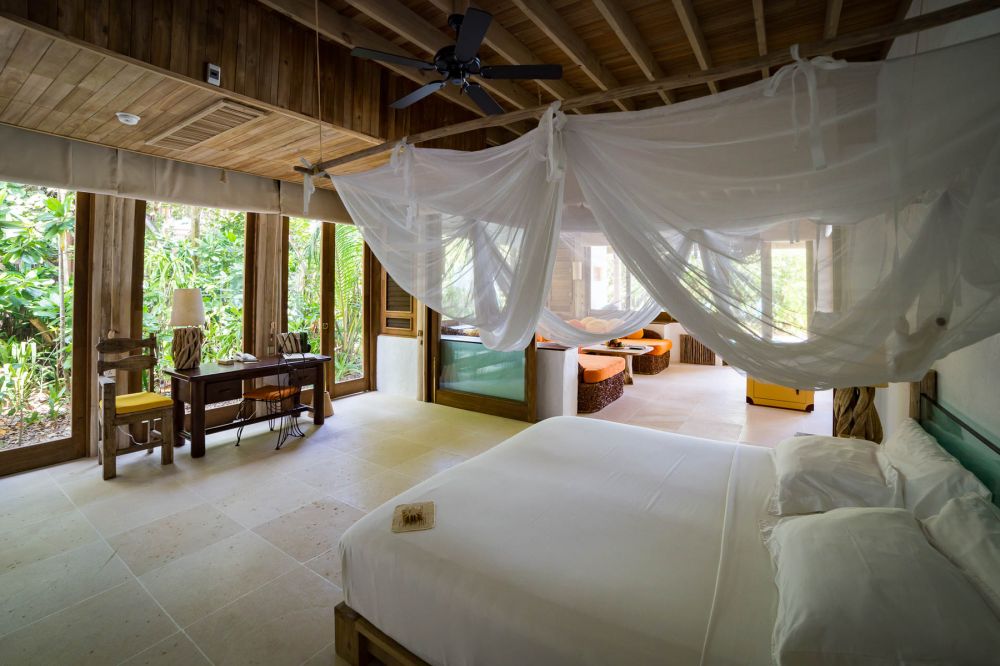 3 Bedroom Beach Retreat (Villa 2), Soneva Fushi 5*