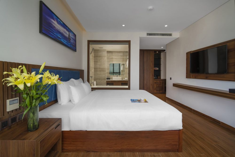 Suite Ocean Double Bathtub, Ruby Star Da Nang Hotel 3*