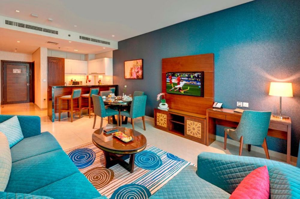 One Bedroom City View/ Canal View, Royal Continental Suites 4*