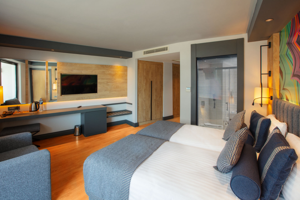 Senior LV/ SV, Alarcha Hotel & Resort 5*