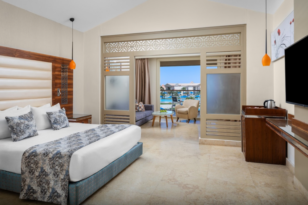 Junior Suite PV/SV, Albatros Sea World Marsa Alam 5*