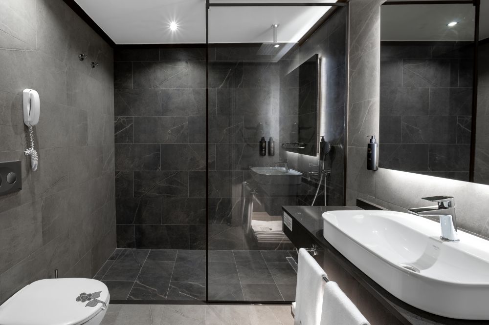 Standard Room, Utopia World Hotel 5*