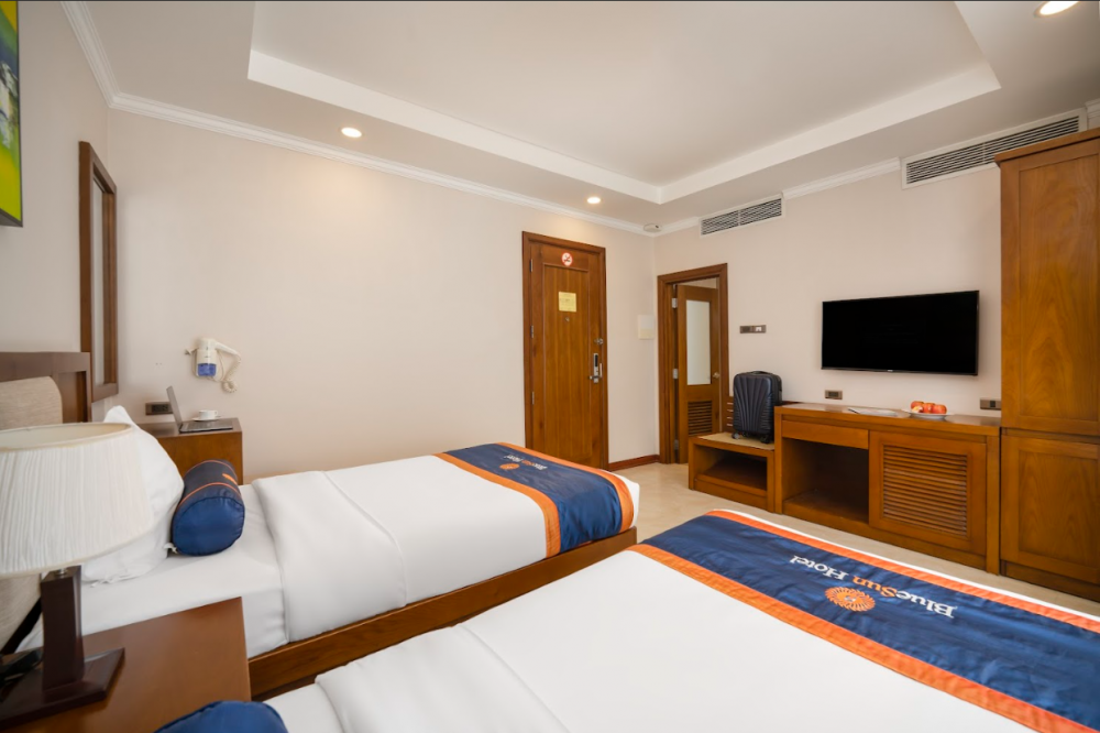 Deluxe Partial SV, Bluesun Da Nang Beach Hotel 4*