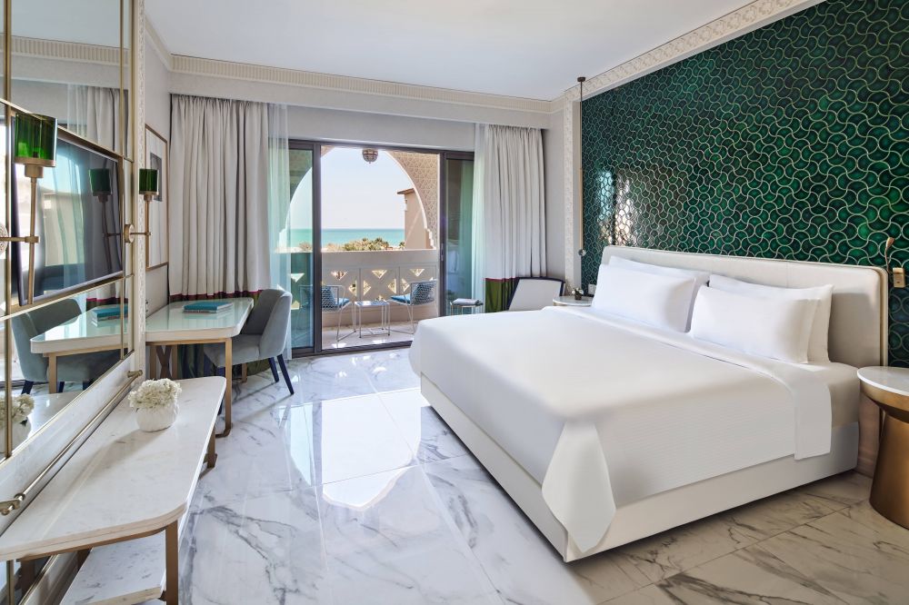 2 Bedroom Family Room GV/SV/Pool Access, Rixos Premium Saadiyat Island 5*