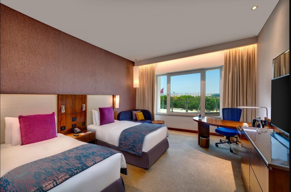 Premium, Crowne Plaza Muscat Ocec 5*
