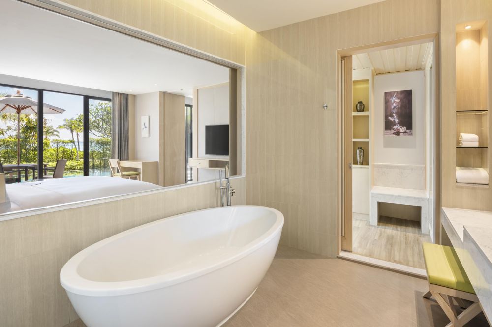 Suite One Bedroom, Le Meridien Khao Lak Beach 5*
