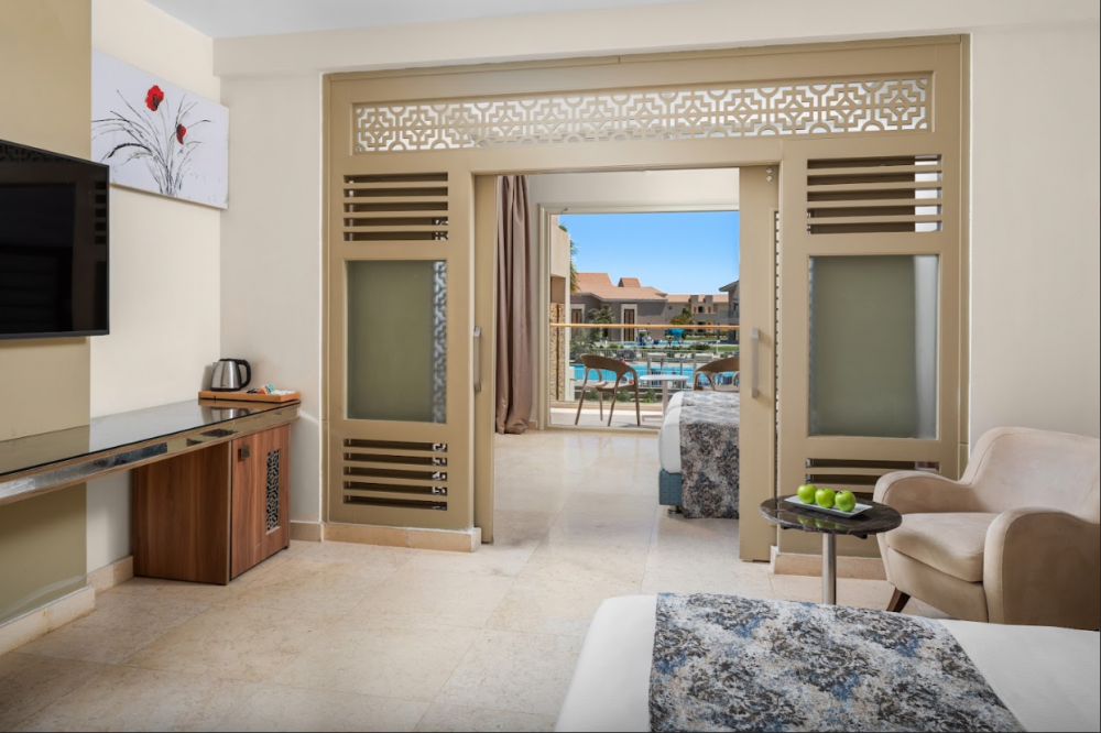 Family PV/SV/Beach Front, Albatros Sea World Marsa Alam 5*