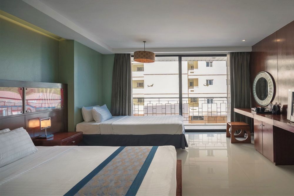 Deluxe Room, Long Beach Garden Hotel & Pavillons 4*