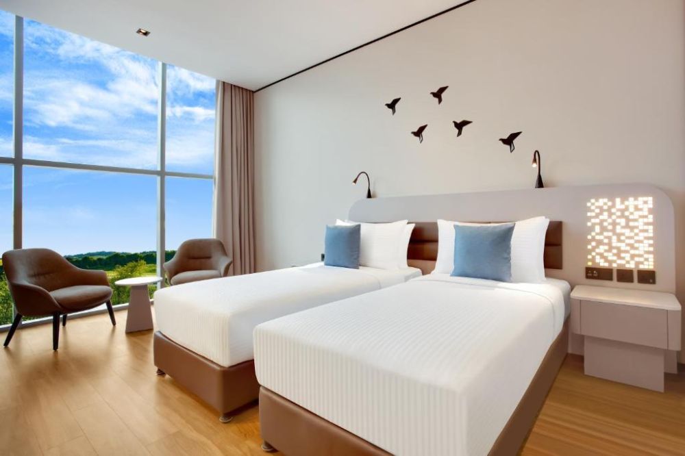 Superior room, The District Hotel (ex. Lemon Tree Hotel Dubai) 4*